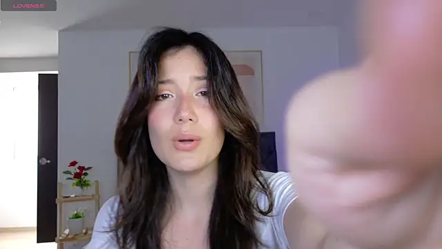 Eliih 01 online show from 28, 9, 2025