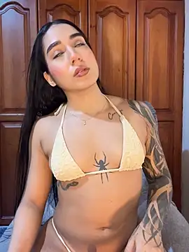 KaditaNavarro online show from 28, 4, 2026