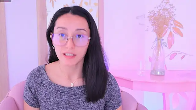 Ginevra esposito online show from 26, 9, 2025