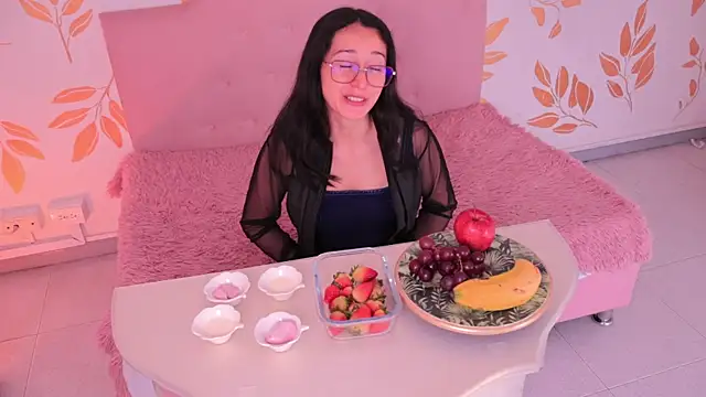 Ginevra esposito online show from 7, 2, 2026