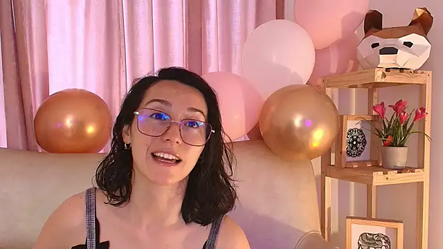 Ginevra esposito online show from 13, 4, 2026