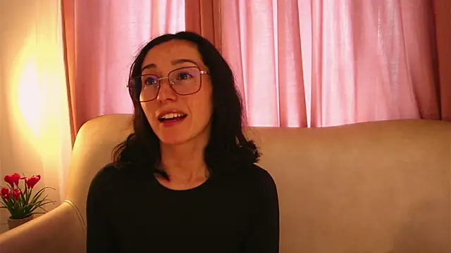 Ginevra esposito online show from 5, 6, 2026
