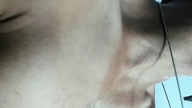 latinhotmuscle online show from 4, 4, 2026