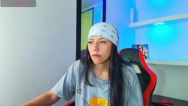 Raven Rouge  online show from 12, 9, 2025