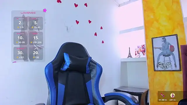 Raven Rouge  online show from 28, 4, 2026