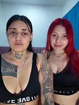 Snapshot of LesboNaughty_ chatting on 5, 11, 2025 LesboNaughty online show from 5, 11, 2025