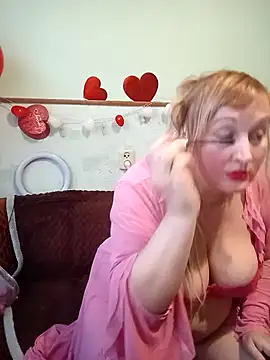 Snapshot of XHelenaX90 chatting on 8, 2, 2025 XHelenaX90 online show from 8, 2, 2025