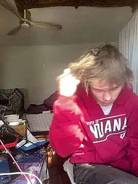 XanderOzzz online show from 13, 2, 2026