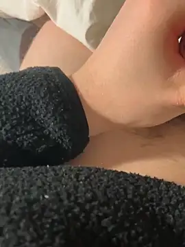 Snapshot of Loulou_2007 chatting on 13, 1, 2026 Loulou 2007 online show from 13, 1, 2026