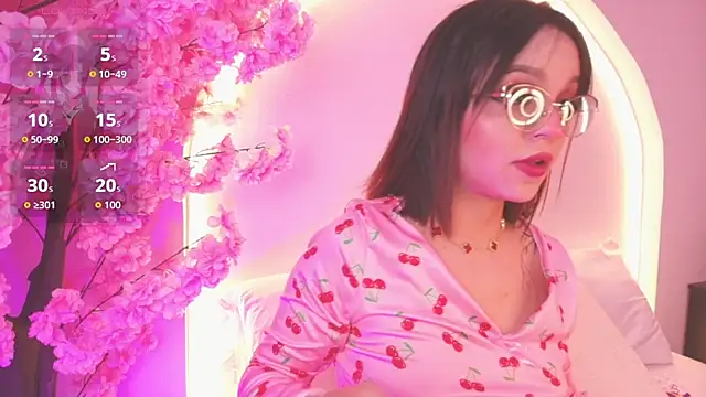 Clara Luu online show from 29, 7, 2026