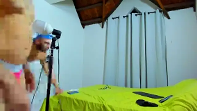 Hunter Hoott online show from 14, 12, 2025