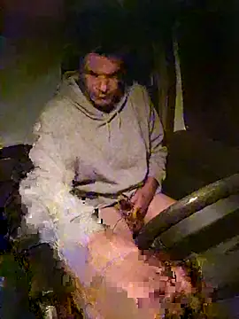 twitshe online show from 23, 4, 2026