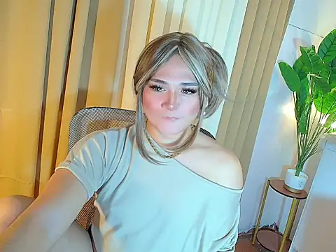 ScarletMoore online show from 21, 4, 2026