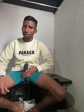 Snapshot of leinad_or97 chatting on 16, 10, 2025 leinad or97 online show from 16, 10, 2025