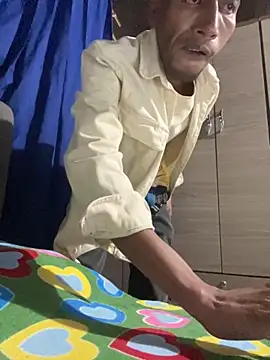 Snapshot of leinad_or97 chatting on 21, 10, 2025 leinad or97 online show from 21, 10, 2025