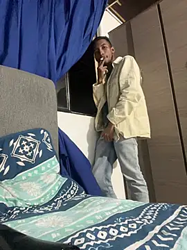 Snapshot of leinad_or97 chatting on 14, 2, 2026 leinad or97 online show from 14, 2, 2026