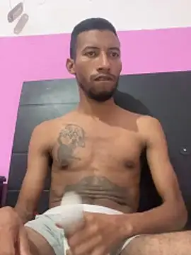 Snapshot of leinad_or97 chatting on 5, 3, 2026 leinad or97 online show from 5, 3, 2026