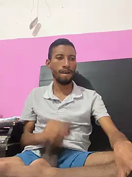 Snapshot of leinad_or97 chatting on 10, 3, 2026 leinad or97 online show from 10, 3, 2026