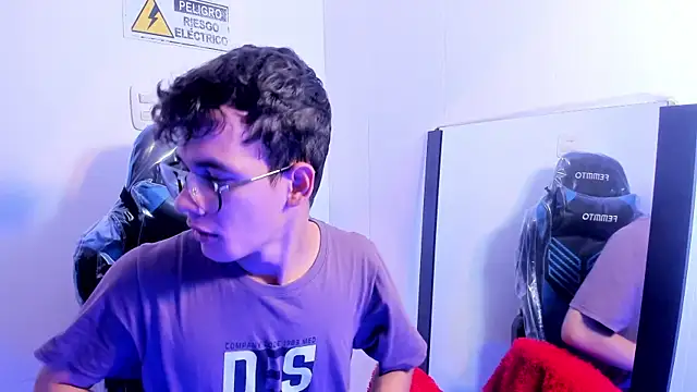 LittleMax23 online show from 12, 9, 2025