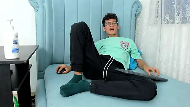 LittleMax23 online show from 27, 11, 2025