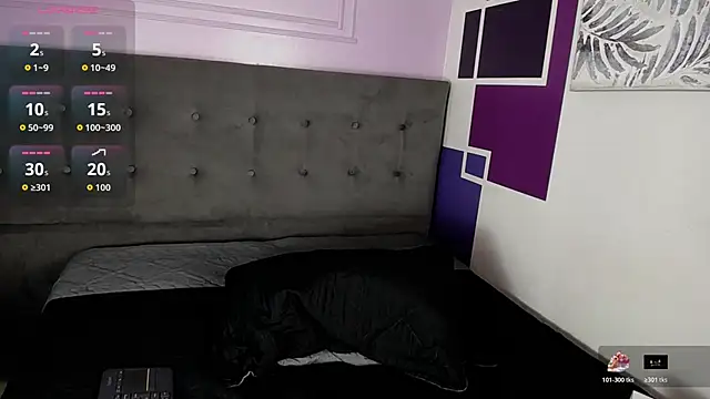 tiiny emilly online show from 31, 10, 2025