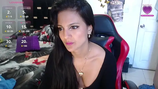 BasmaHernandez online show from 25, 11, 2025