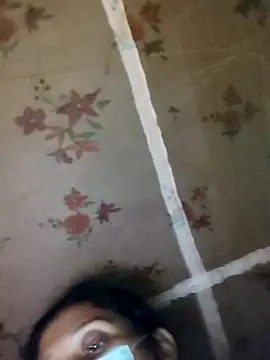 Snapshot of pujaroy363534 chatting on 4, 12, 2025 pujaroy363534 online show from 4, 12, 2025