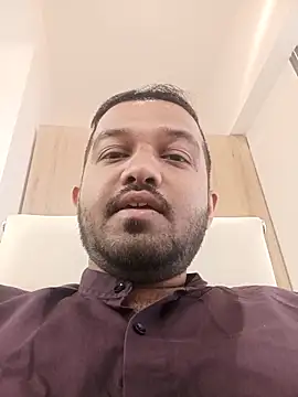 Snapshot of VJ17 chatting on 17, 12, 2025 VJ17 online show from 17, 12, 2025