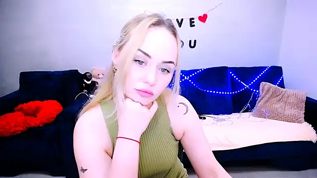 LiluMoon   online show from 24, 4, 2026