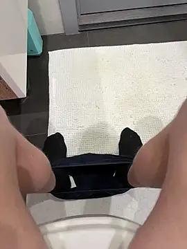 Snapshot of myPriority01 chatting on 17, 10, 2025 myPriority01 online show from 17, 10, 2025