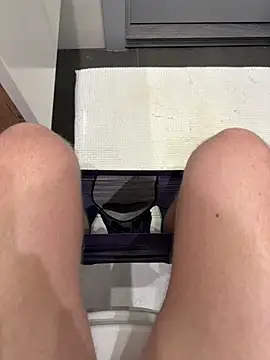 Snapshot of myPriority01 chatting on 25, 10, 2025 myPriority01 online show from 25, 10, 2025