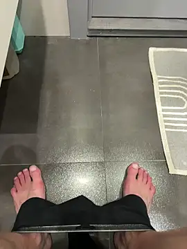 Snapshot of myPriority01 chatting on 8, 11, 2025 myPriority01 online show from 8, 11, 2025