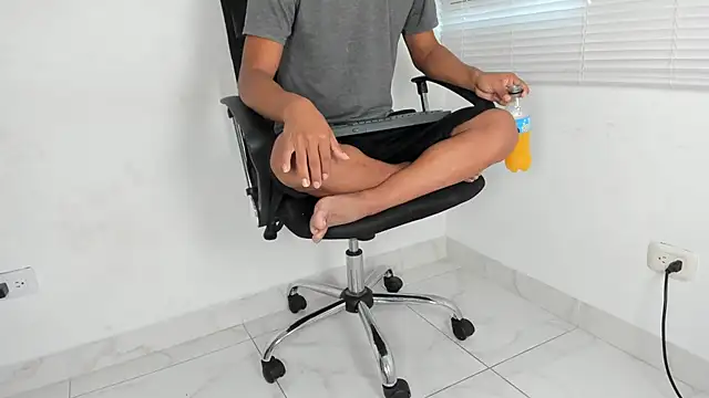 tyler twink boy online show from 22, 9, 2025