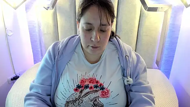  Emily rosee  online show from 16, 9, 2025