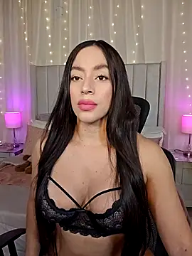 Snapshot of AriadnaTaylor chatting on 19, 7, 2026 AriadnaTaylor online show from 19, 7, 2026