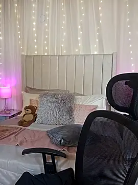Snapshot of AriadnaTaylor chatting on 3, 8, 2026 AriadnaTaylor online show from 3, 8, 2026