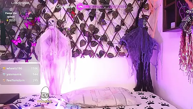 Snapshot of shelbygp chatting on 10, 10, 2025 shelbygp online show from 10, 10, 2025