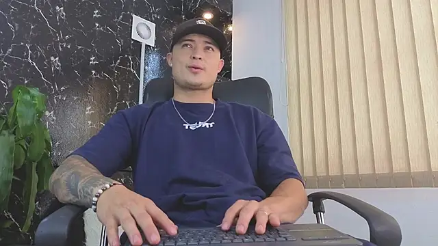 Alexander ferre online show from 19, 4, 2026