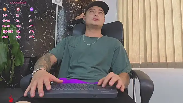 Alexander ferre online show from 23, 4, 2026