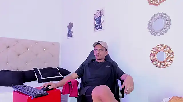  Tarekk  online show from 11, 9, 2025