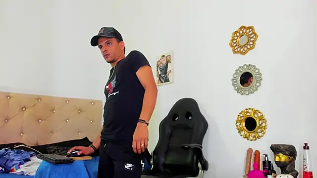  Tarekk  online show from 19, 10, 2025