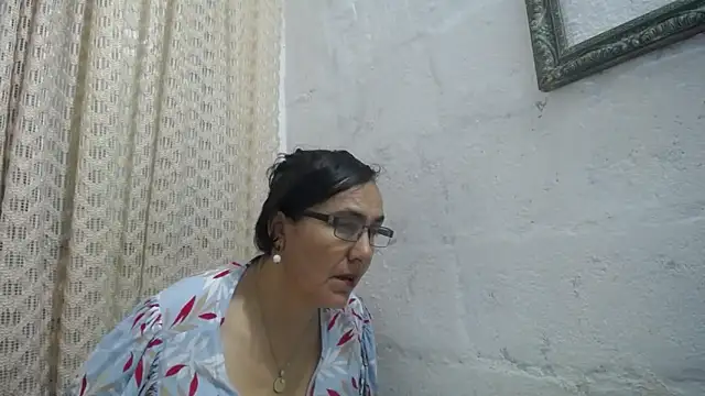 Snapshot of gabbyparker_ chatting on 27, 5, 2026 gabbyparker online show from 27, 5, 2026