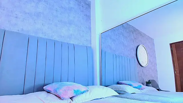 Snapshot of karla-ruiz chatting on 24, 10, 2025 karla-ruiz online show from 24, 10, 2025