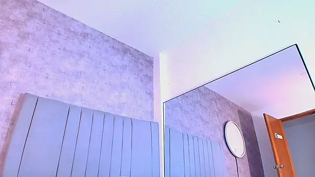 Snapshot of karla-ruiz chatting on 13, 11, 2025 karla-ruiz online show from 13, 11, 2025