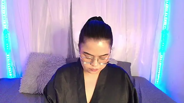 LilyRousee online show from 21, 6, 2026