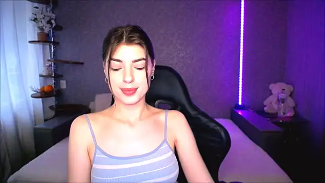 Snapshot of Dianaa_Lee0 chatting on 11, 5, 2026 Dianaa Lee0 online show from 11, 5, 2026