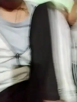 Snapshot of Ragini-Devi chatting on 1, 12, 2025 Ragini-Devi online show from 1, 12, 2025