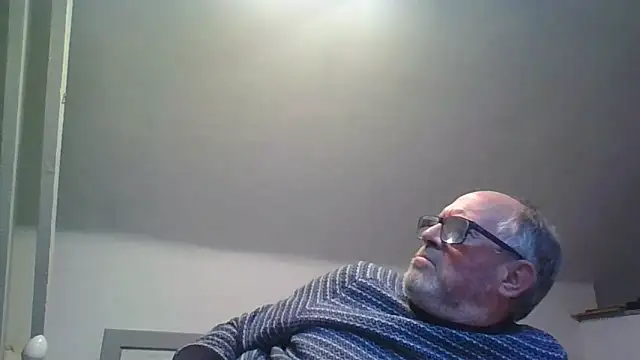 Snapshot of naughtygrandad1 chatting on 8, 2, 2026 naughtygrandad1 online show from 8, 2, 2026