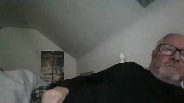 Snapshot of naughtygrandad1 chatting on 10, 2, 2026 naughtygrandad1 online show from 10, 2, 2026