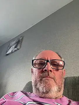 Snapshot of naughtygrandad1 chatting on 21, 2, 2026 naughtygrandad1 online show from 21, 2, 2026